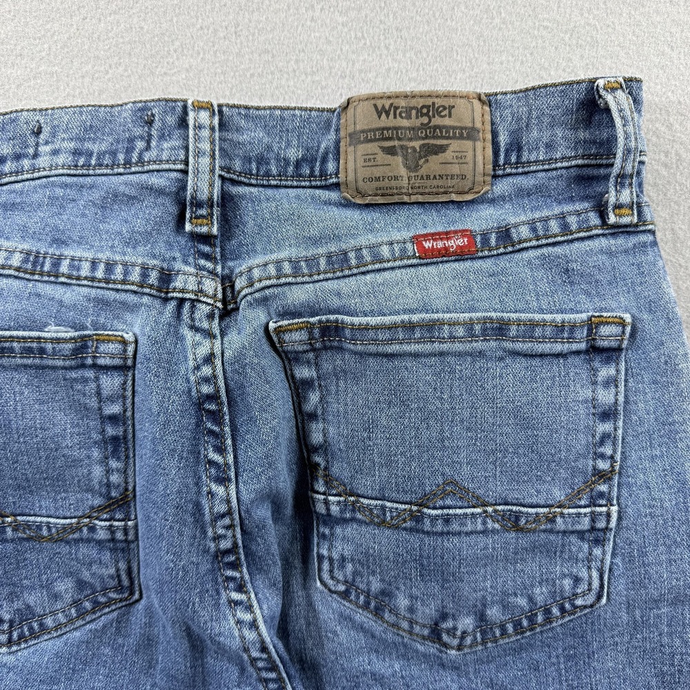 Wrangler Jeans Mens 32x29 Light Wash Blue Straight Leg Denim Western (Tag 32x30) - Picture 7 of 8